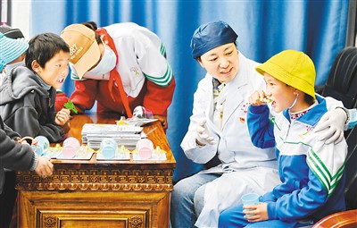 ��С��ǻ���С������¡�