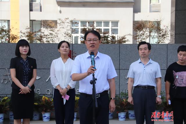 “我学习·我践行——社会主义核心价值观在基层”媒体集中采访活动走进渭南人和小学