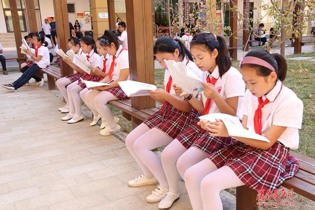 “我学习·我践行——社会主义核心价值观在基层”媒体集中采访活动走进渭南人和小学