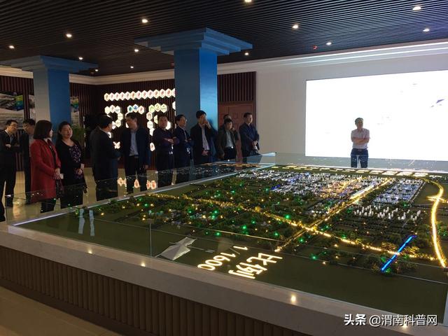 ǿƼ Ŵҵ    ǻμϡ߶˿Ƽǿ̳ɹٰ