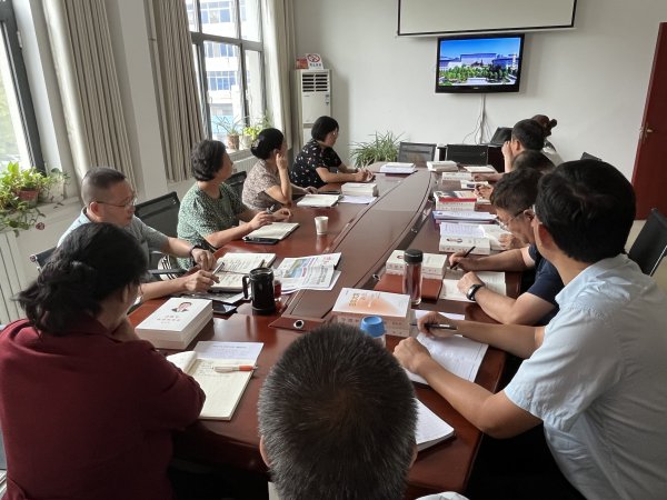 �п�Э��֯��չ��������ɽ���ѧϰ�����¾�ʾ�����