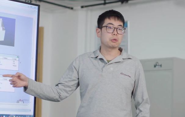 史人赫:想上天看看的“90后”航天青年 史人赫:想上天看看的“90后”航天青年